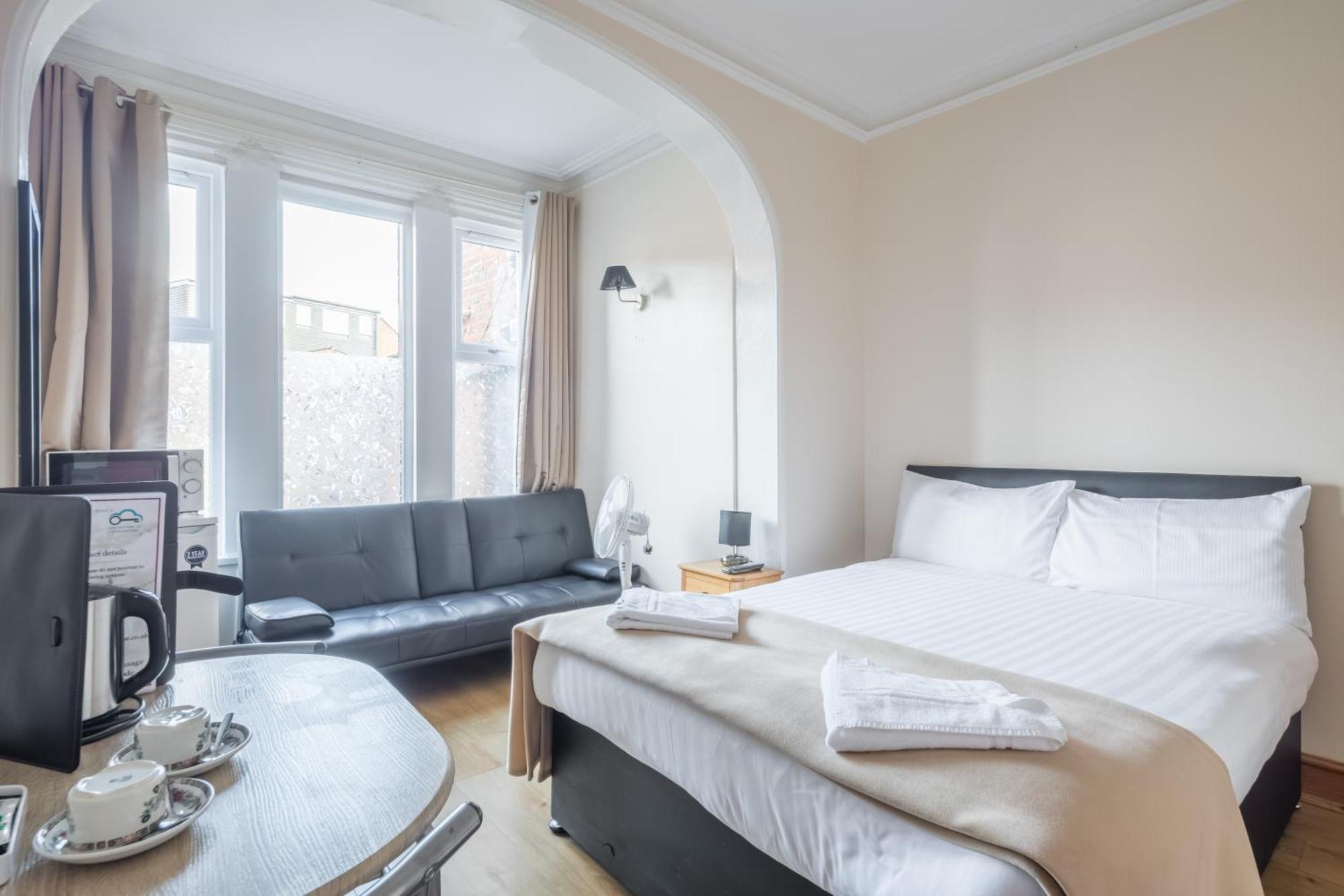 Rasa Sayang House - Self-Check-In Guesthouse Оксфорд Екстериор снимка