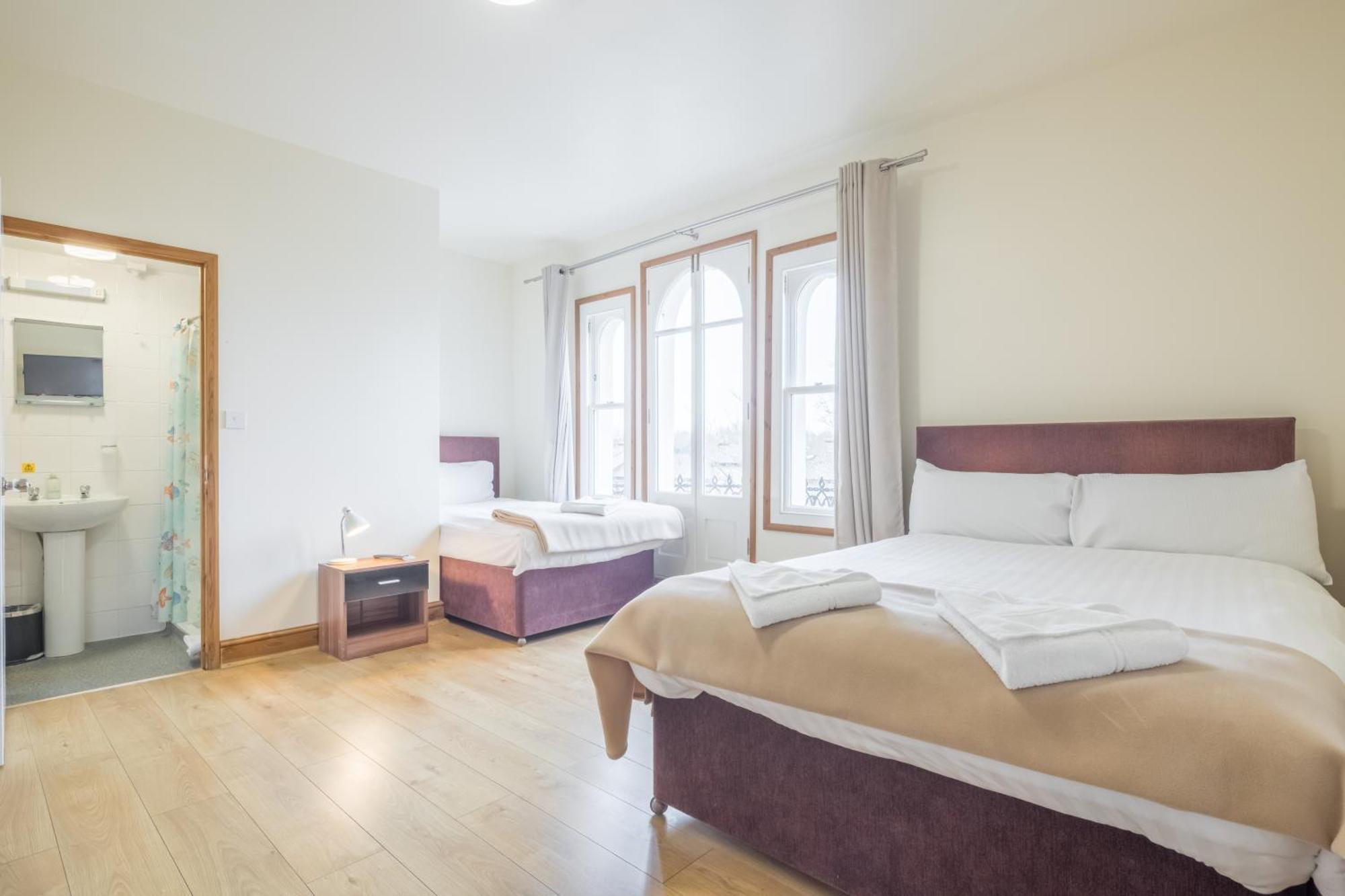 Rasa Sayang House - Self-Check-In Guesthouse Оксфорд Екстериор снимка