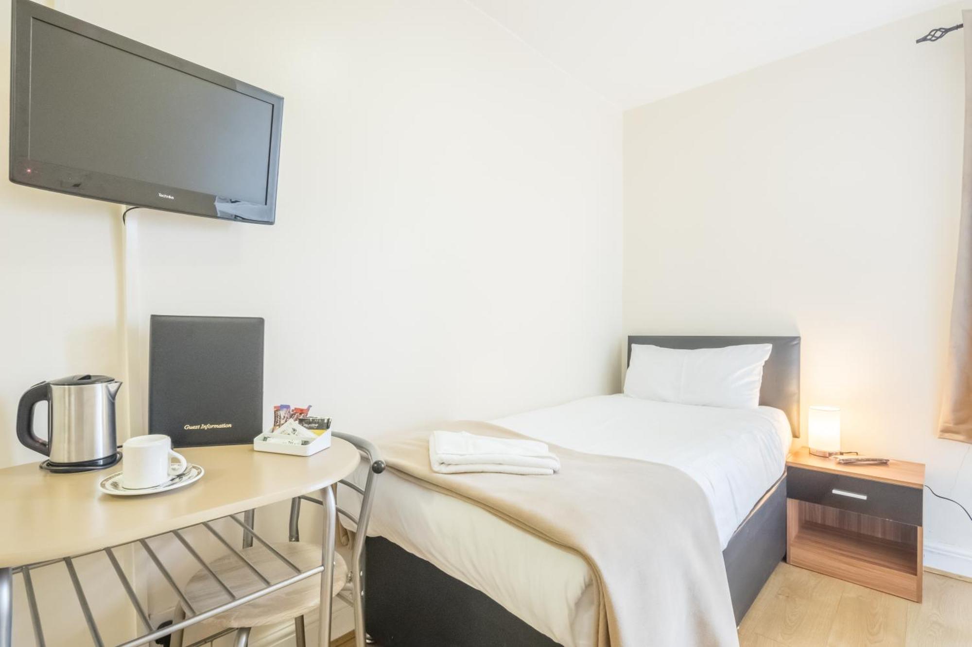 Rasa Sayang House - Self-Check-In Guesthouse Оксфорд Екстериор снимка